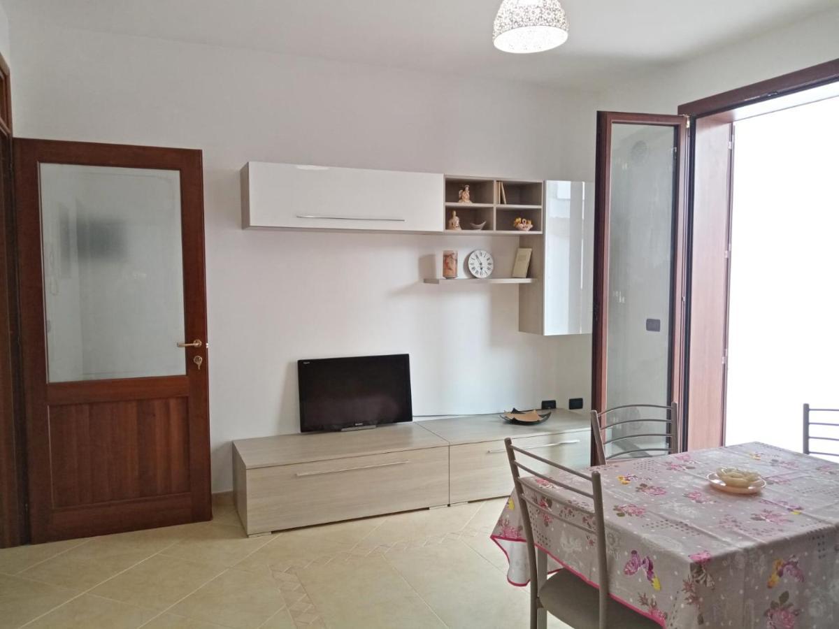 Casa Noga' Apartment Manduria Bagian luar foto